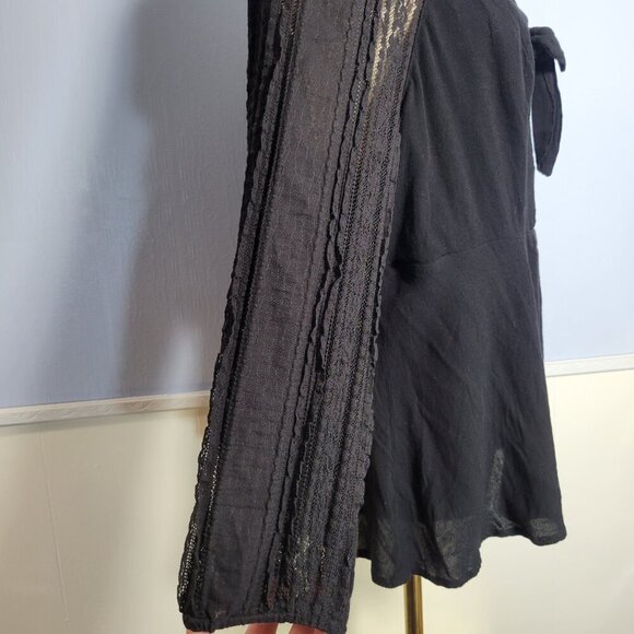 Torrid Size 0 Classic Black Tie V Neck Lace Longsleeve Lightweight Blouse - Picture 6 of 10